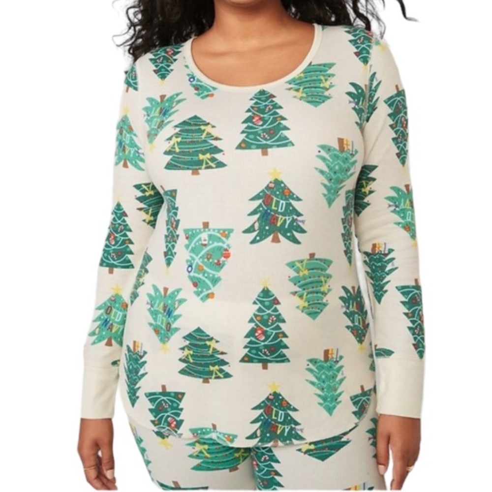 Old Navy / Christmas tree thermal pajamas - Picture 2 of 13